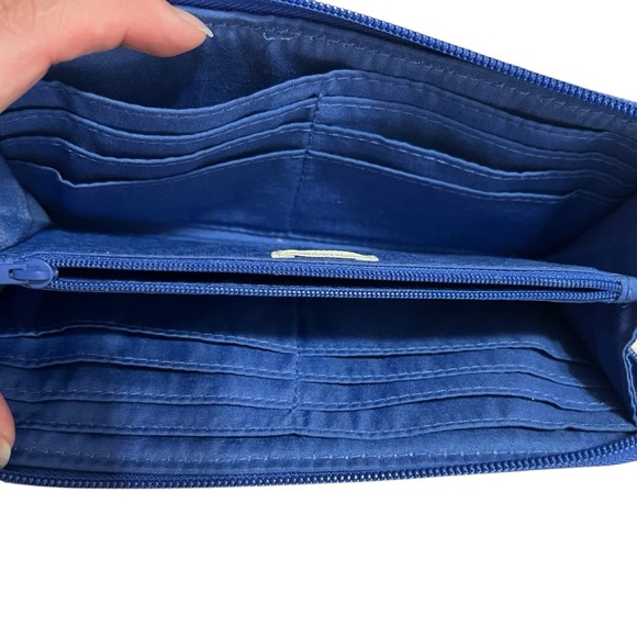 Vera Bradley Blue Cat Print Crossbody Bag and Wallet - Picture 9 of 12